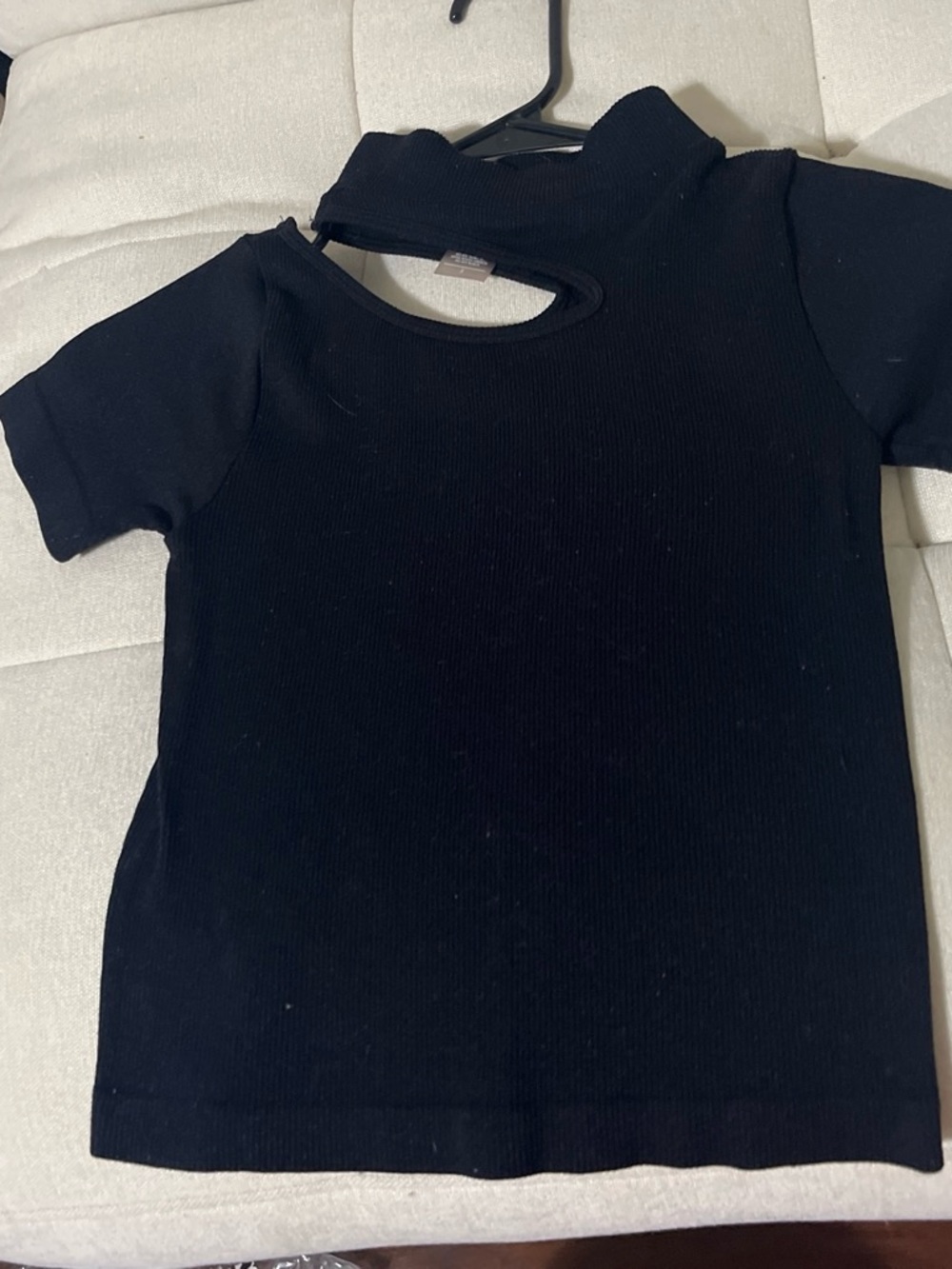 Women's Black Cutout Ribbed Crop Top